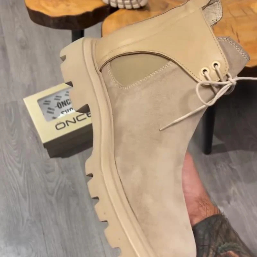 Botas de Couro Casuais para Homem com Design Elegante e Sola Durável