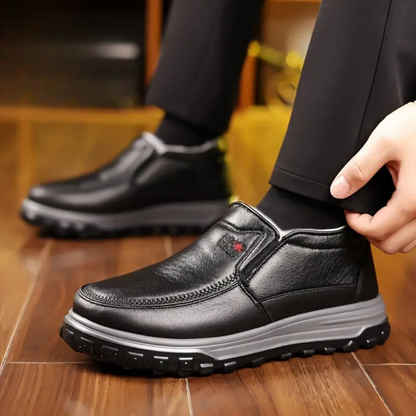 Mocassins Ergonómicos em  Couro e à Prova de Água com Forro Polar para Homem